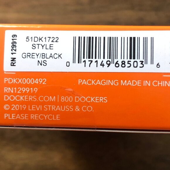 Dockers Handkerchiefs 3 Pack Gray Black NWT / NIB - Picture 3 of 3